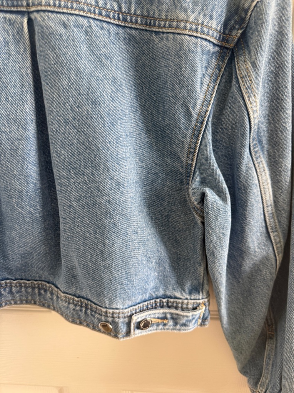 Universal Thread Light Blue Denim Jacket - Picture 6 of 6